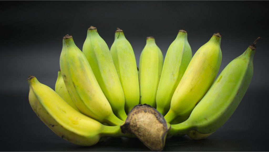 8 เหตุผลที่น่าเหลือเชื่อว่าทำไมคุณต้องกินกล้วยดิบ